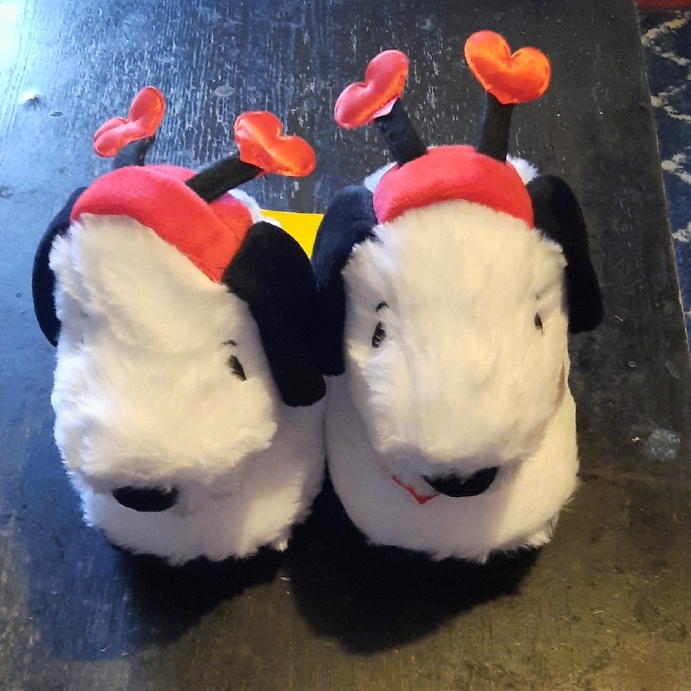 Peanuts Red and White Snoopy Slippers